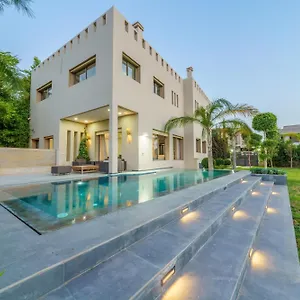 Villa Naciri En Plein Golf Avec Vue Sur Atlas, Marrakesh
